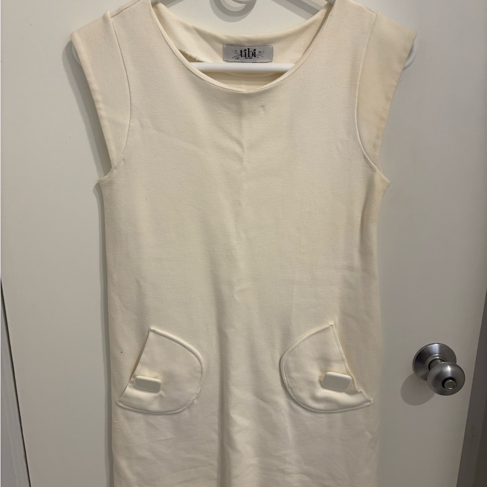 Elegant Cream Sleeveless Dress